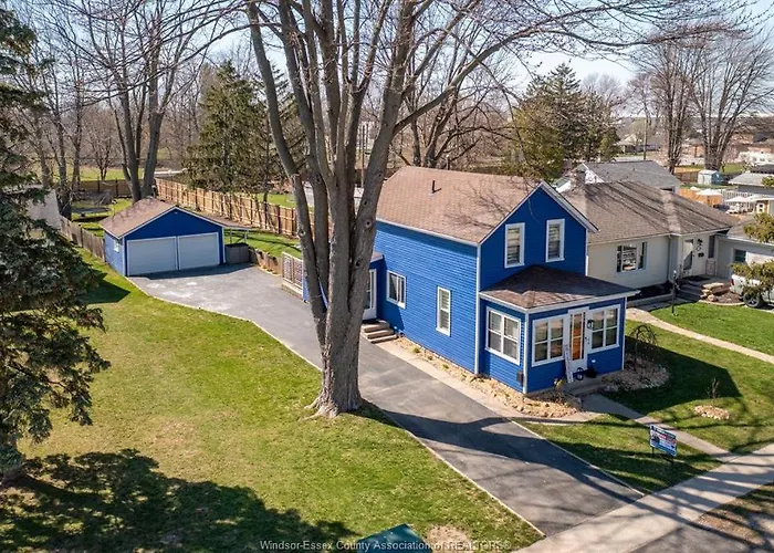 Blue Breeze Cottage Ontario