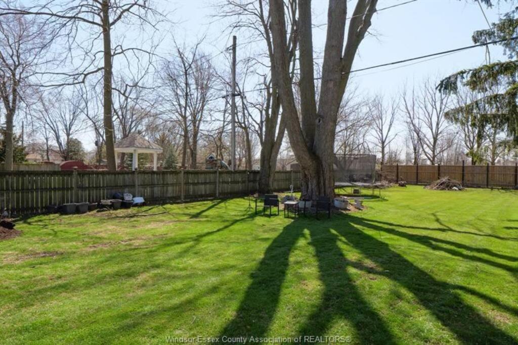 Blue Breeze Cottage Ontario * Amherstburg